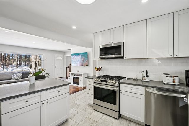 263 Mansfield Rd, North Attleboro, MA 02760