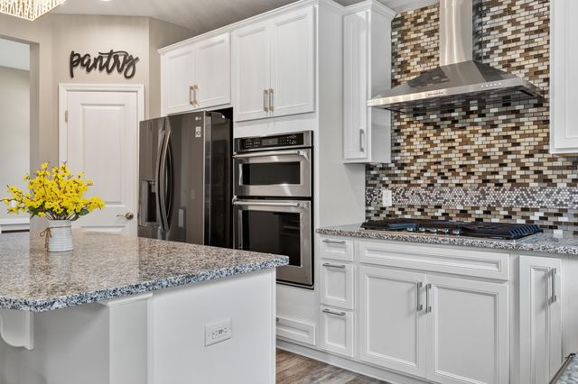 524 Aidan Cove, Eagan, MN 55123