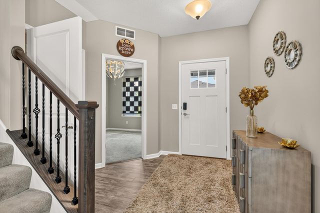 524 Aidan Cove, Eagan, MN 55123