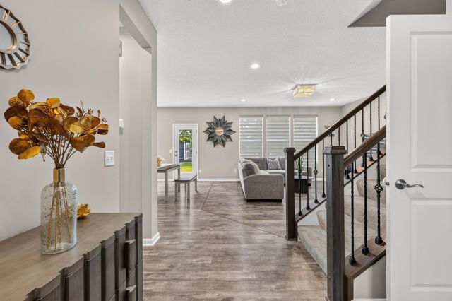 524 Aidan Cove, Eagan, MN 55123