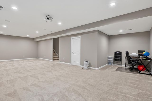 524 Aidan Cove, Eagan, MN 55123