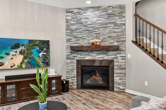 524 Aidan Cove, Eagan, MN 55123