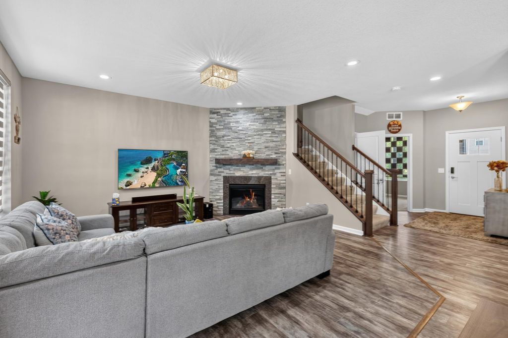 524 Aidan Cove, Eagan, MN 55123 — photo 5