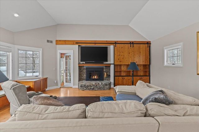 1016 Kew Vasseur Road, Fayston, VT 05660