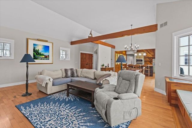 1016 Kew Vasseur Road, Fayston, VT 05660