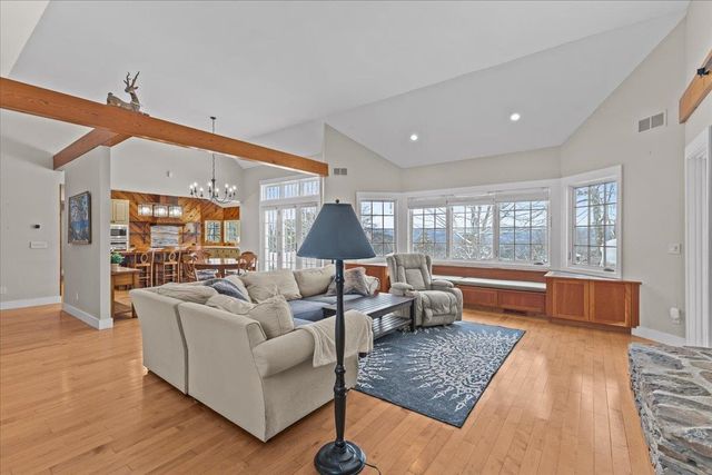 1016 Kew Vasseur Road, Fayston, VT 05660