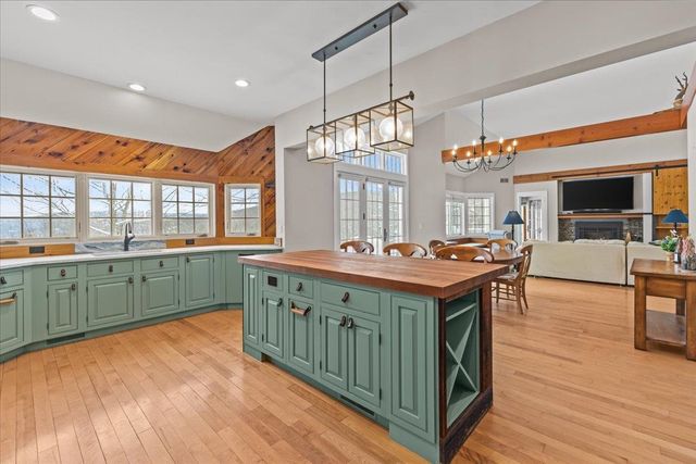 1016 Kew Vasseur Road, Fayston, VT 05660