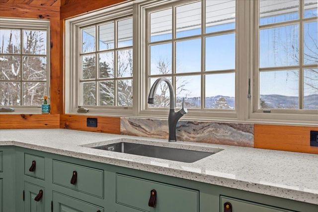 1016 Kew Vasseur Road, Fayston, VT 05660