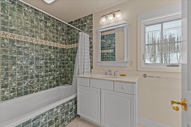 1016 Kew Vasseur Road, Fayston, VT 05660