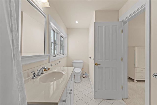 1016 Kew Vasseur Road, Fayston, VT 05660