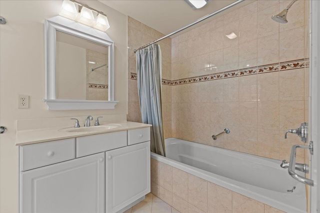 1016 Kew Vasseur Road, Fayston, VT 05660