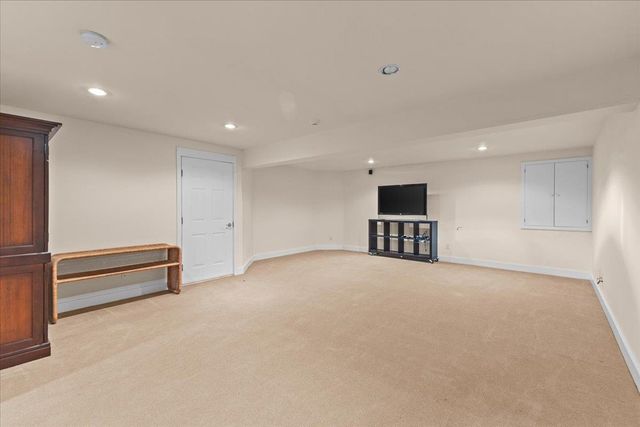 1016 Kew Vasseur Road, Fayston, VT 05660