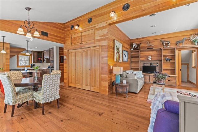 1016 Kew Vasseur Road, Fayston, VT 05660