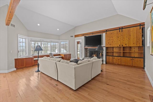 1016 Kew Vasseur Road, Fayston, VT 05660