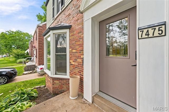 7475 Shaftesbury Avenue, St Louis, MO 63130