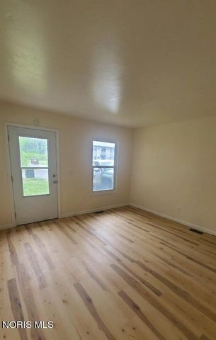 3527 N Erie Street, Toledo, OH 43611