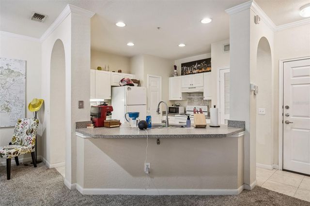 860 N ORANGE AVENUE 112, Orlando, FL 32801