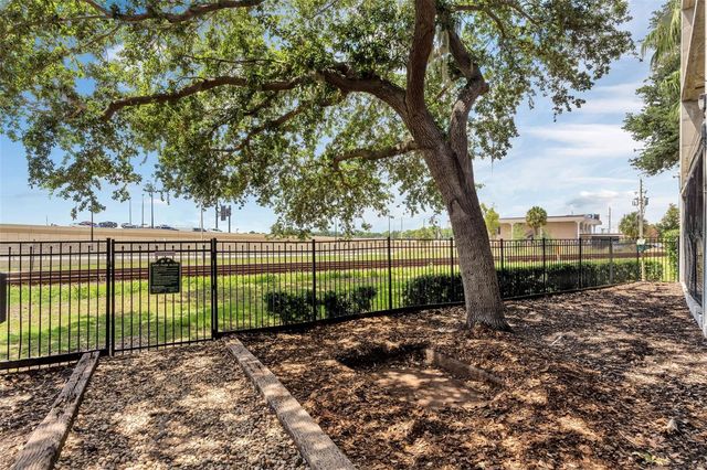 860 N ORANGE AVENUE 112, Orlando, FL 32801