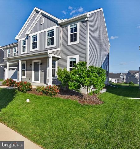 218 WRIGHT DR, Mechanicsburg, PA 17055
