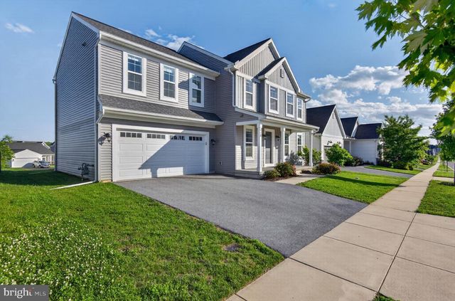 218 WRIGHT DR, Mechanicsburg, PA 17055