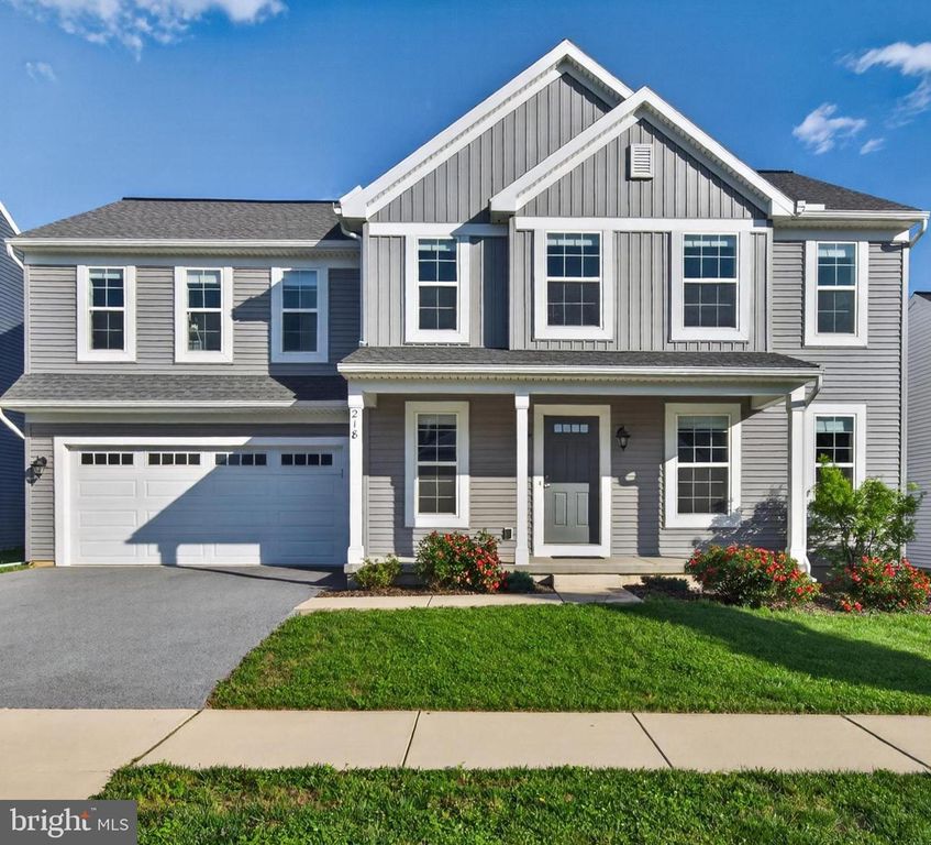 218 WRIGHT DR, Mechanicsburg, PA 17055