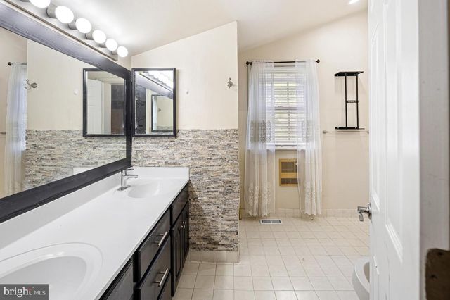 801 ADDINGHAM AVE, Drexel Hill, PA 19026