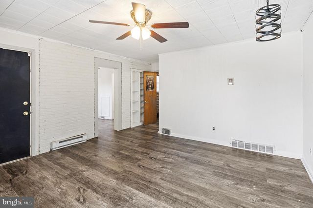801 ADDINGHAM AVE, Drexel Hill, PA 19026