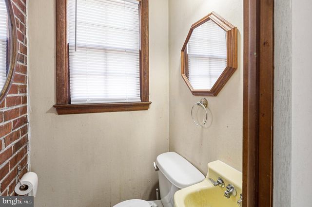 801 ADDINGHAM AVE, Drexel Hill, PA 19026