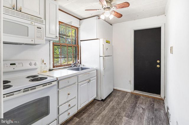 801 ADDINGHAM AVE, Drexel Hill, PA 19026