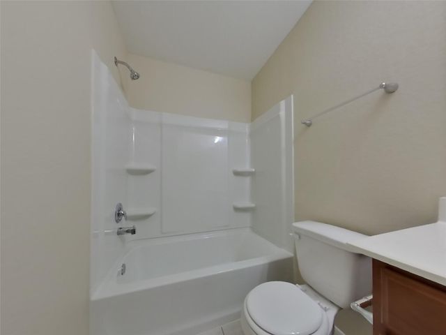 332 Summer Horse Drive, La Marque, TX 77568