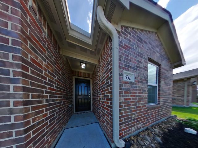 332 Summer Horse Drive, La Marque, TX 77568