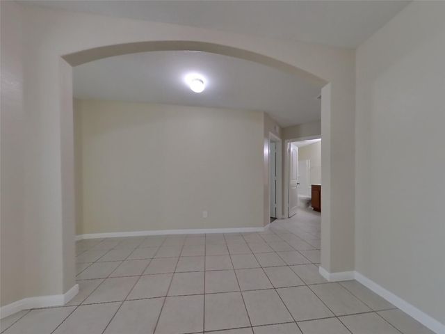 332 Summer Horse Drive, La Marque, TX 77568