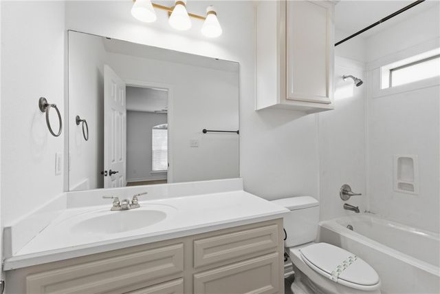 341 Robelmont Drive, College Station, TX 77845