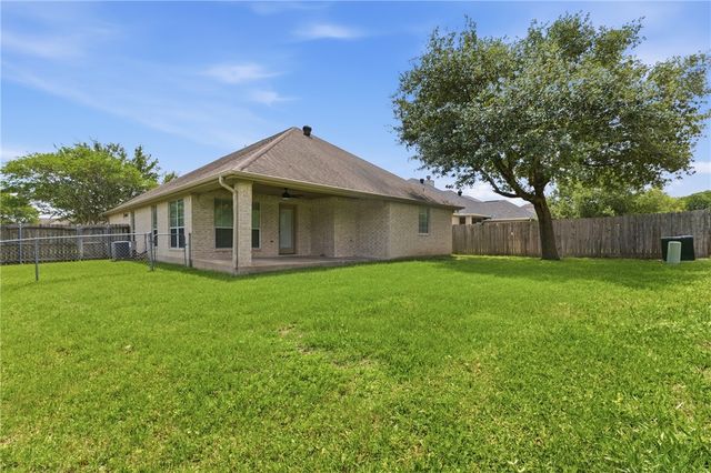 341 Robelmont Drive, College Station, TX 77845