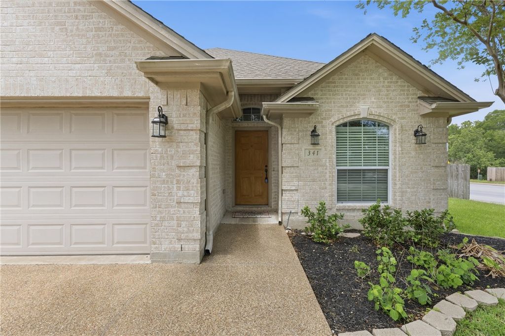 341 Robelmont Drive, College Station, TX 77845 — photo 4