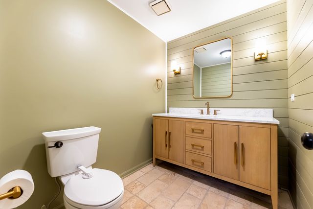 11712 S Glen Road, Palos Park, IL 60464