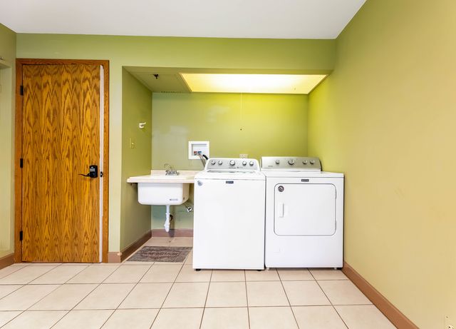 11712 S Glen Road, Palos Park, IL 60464