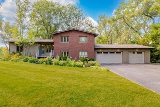 11712 S Glen Road, Palos Park, IL 60464