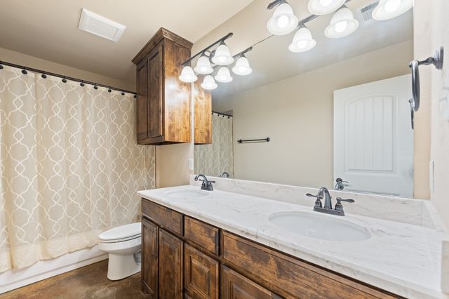 417 Nelson Street, Godley, TX 76044