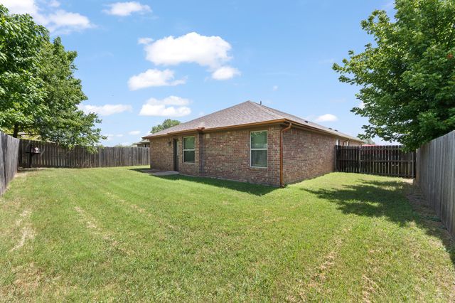 417 Nelson Street, Godley, TX 76044