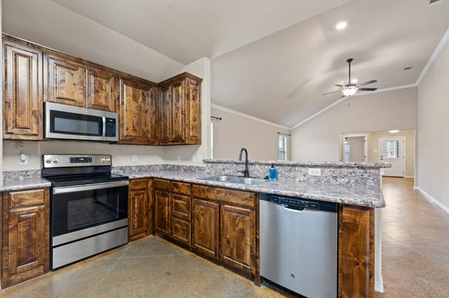 417 Nelson Street, Godley, TX 76044