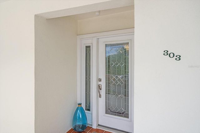 100 SANDS POINT ROAD 303, Longboat Key, FL 34228