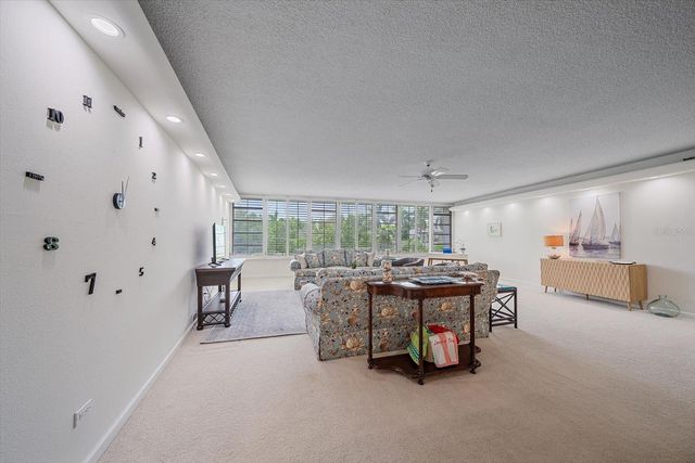 100 SANDS POINT ROAD 303, Longboat Key, FL 34228