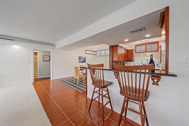 100 SANDS POINT ROAD 303, Longboat Key, FL 34228