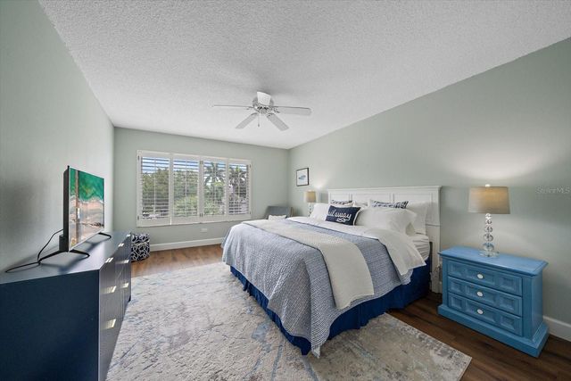 100 SANDS POINT ROAD 303, Longboat Key, FL 34228