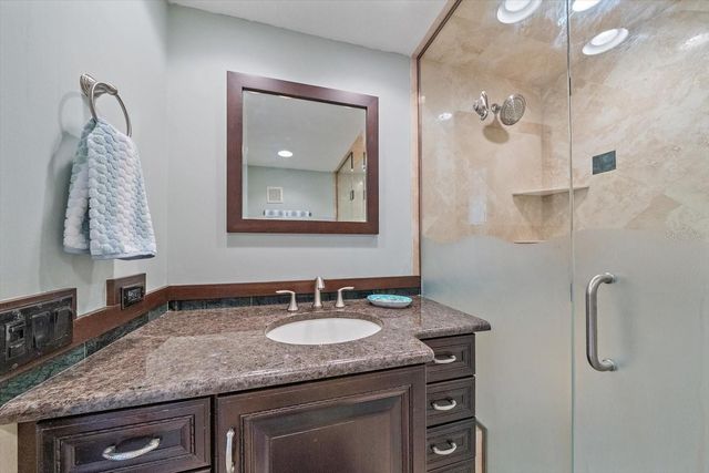 100 SANDS POINT ROAD 303, Longboat Key, FL 34228
