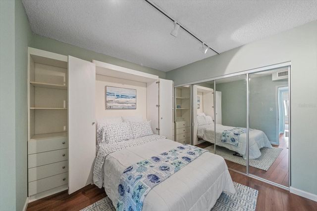 100 SANDS POINT ROAD 303, Longboat Key, FL 34228