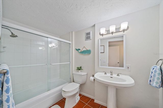 100 SANDS POINT ROAD 303, Longboat Key, FL 34228