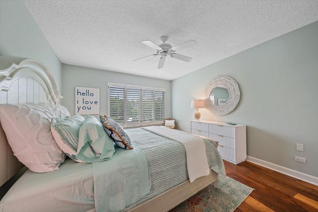 100 SANDS POINT ROAD 303, Longboat Key, FL 34228
