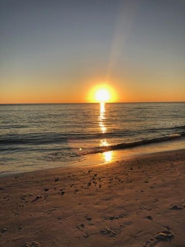 100 SANDS POINT ROAD 303, Longboat Key, FL 34228